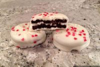 Love-Dipped White Chocolate Oreos