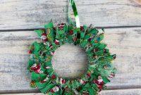 Repurposed Mason Jar Lid Christmas Wreath Ornament