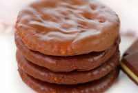 Ritz Mint Chocolate Crisps