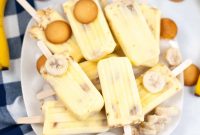 Velvet Banana Pudding Pops