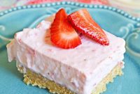 Dreamy No-Bake Strawberry Cheesecake Bars
