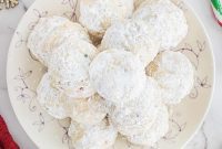 Crimson Swirl Snowball Delights