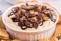 Creamy Peanut Butter Cup Cheesecake Dip