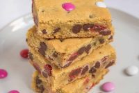 Sweetheart Cookie Bars