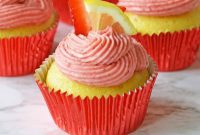 Pink Lemonade Swirl Cupcakes