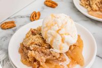 Buttery Crumb Apple Crisp
