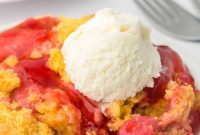 Homestyle Rhubarb Bake