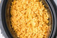 Melt-in-Your-Mouth Crockpot Velveeta Mac and Cheese
