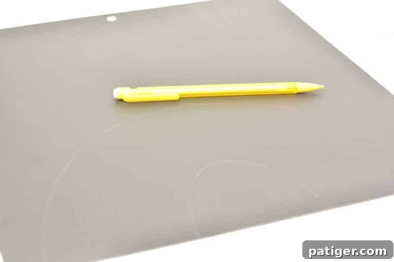 Drawing rainbow arch on cardstock