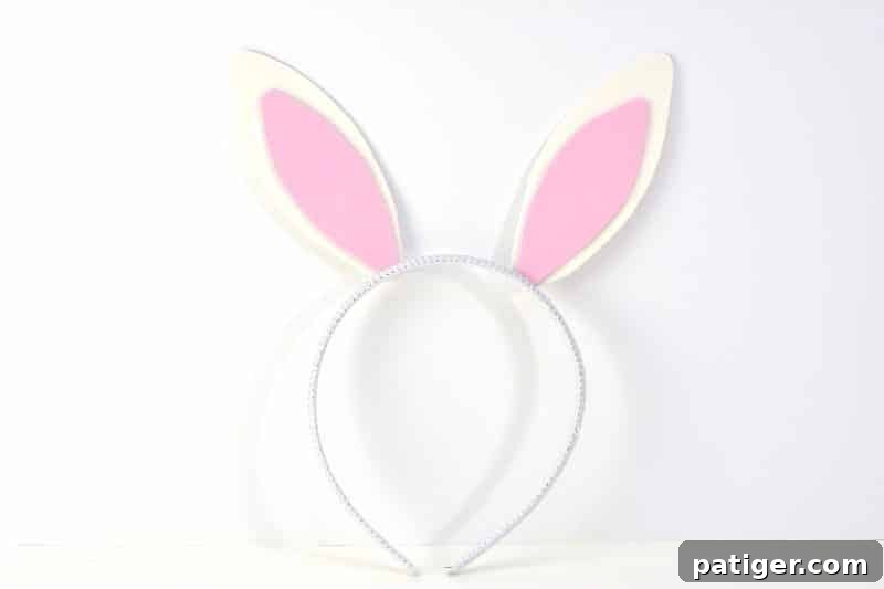 Hoppy Easter Headband Craft 7 Get in the Easter spirit with this easy no sew DIY Bunny Ears Headband. This easy bunny headband craft is perfect for boys and girls alike, as the flower can be left out or replaced with a little top hat!