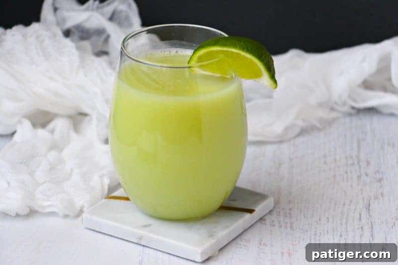 This refreshing cucumber lime smoothie recipe combines cucumber and lime juice with honey and ice to create a flavor combination that will refresh you even on the hottest summer days. It is great for hydration, detox, digestion, and weight loss.