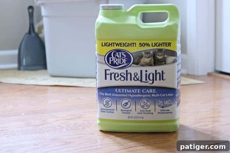 Cat's Pride Fresh & Light Ultimate Care cat litter jug.