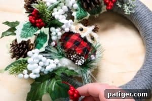Decorating the Sweater Owl Wreath