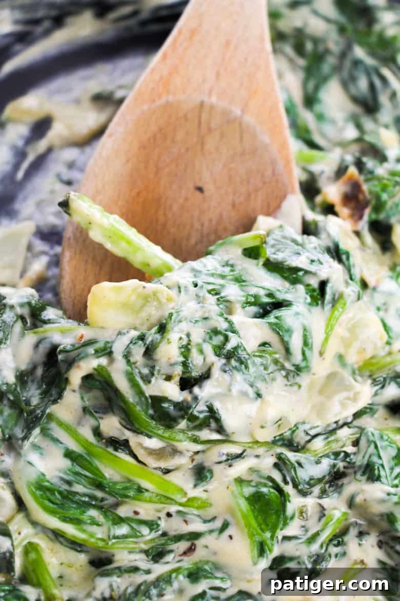 How to Make Creamed Spinach