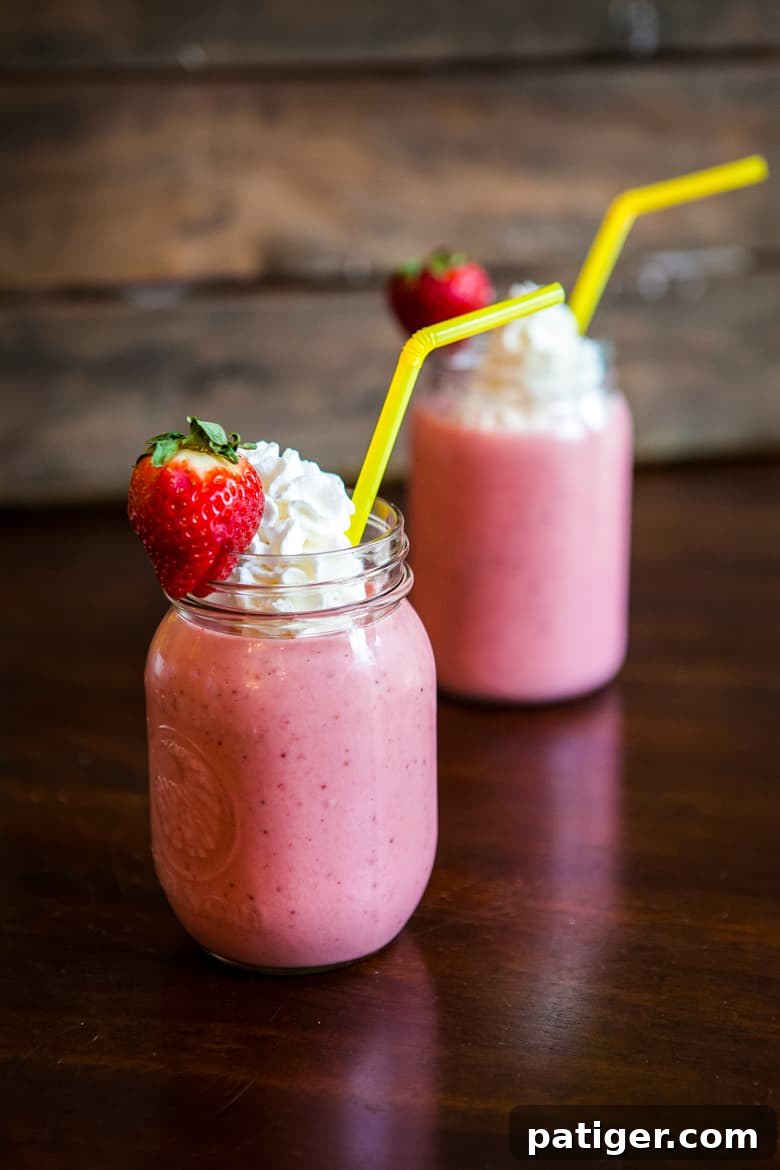 Blissful Berry-Banana Yogurt Blend 4 Strawberry Banana Smoothie with Greek Yogurt Recipe steps shown in images.