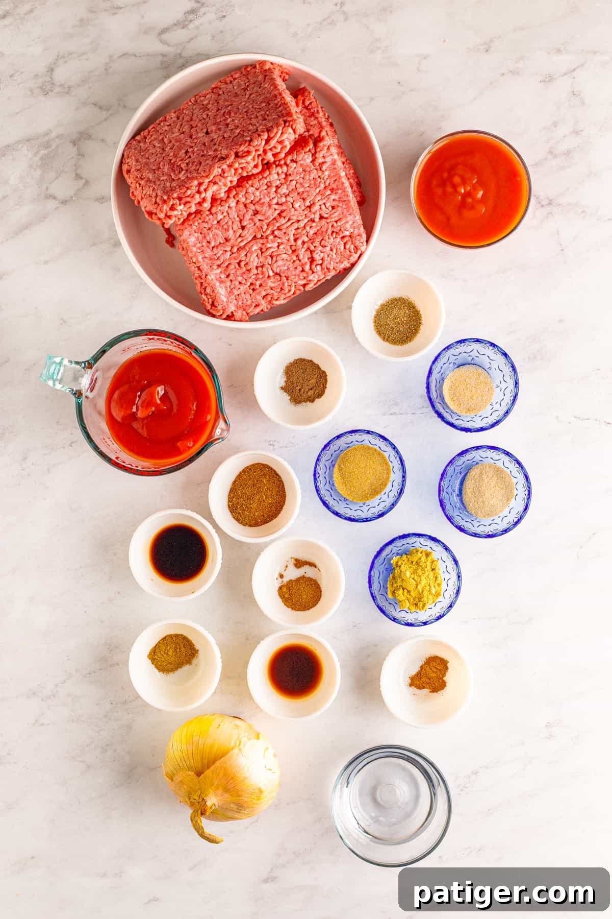 Hot dog chili sauce ingredients.