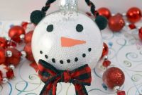 Crafting Fillable Snowman Globes