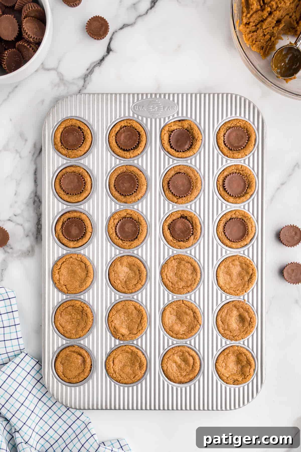 How to make peanut butter cookie cups with peanut butter cups
